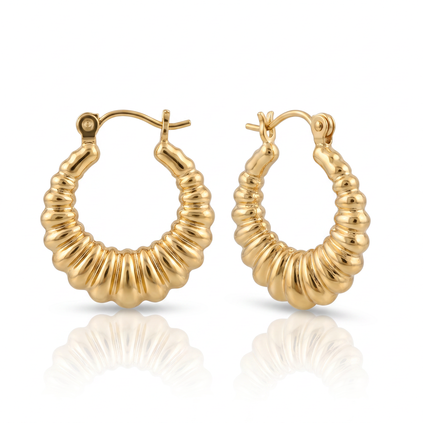 10kt Gold Scallop Hoop Earrings - 1980s Vintage