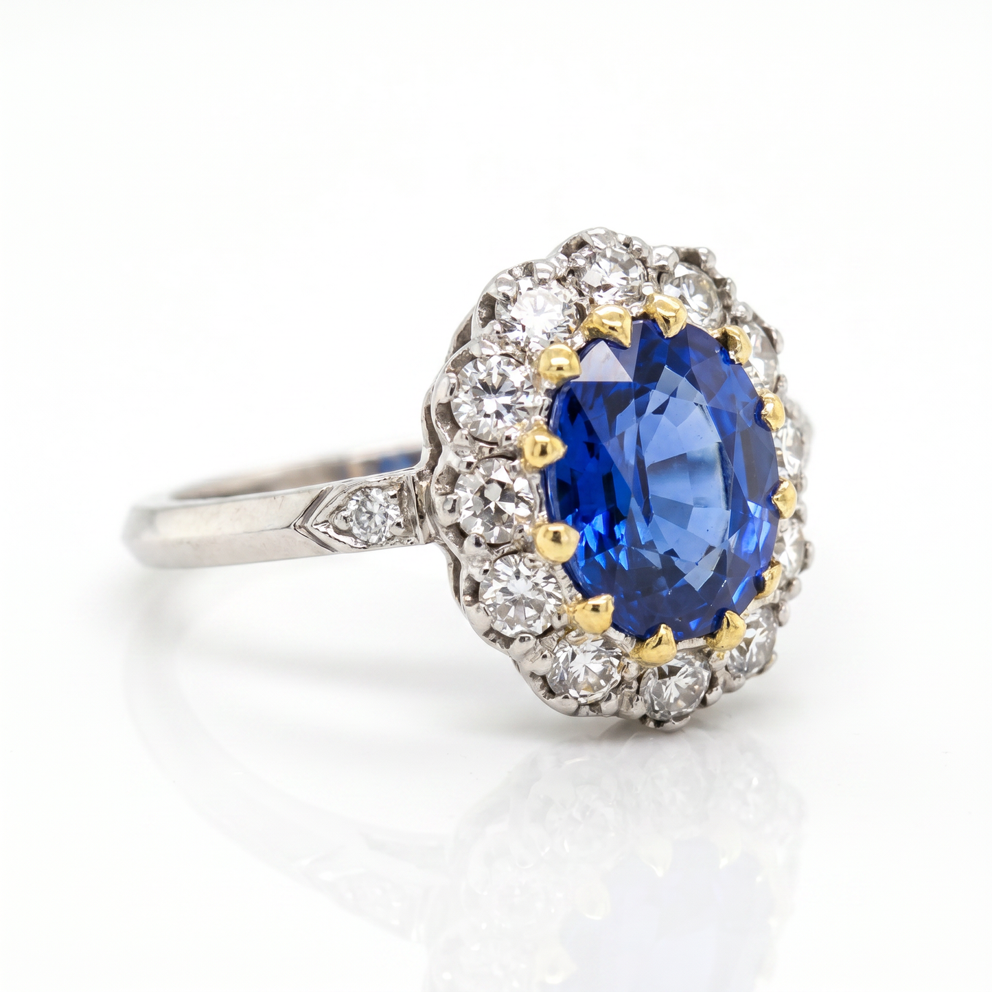 1.70ct Sapphire & 0.88ctw Diamond Platinum Ring