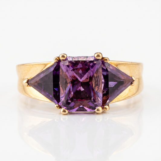 14kt Yellow Gold Amethyst 3-Stone Estate Ring