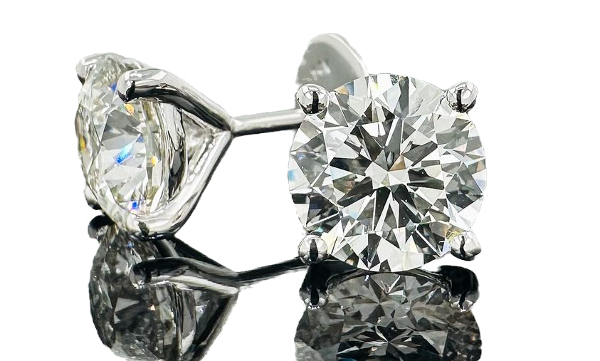 14kt Natural Diamond Stud Earrings image 0