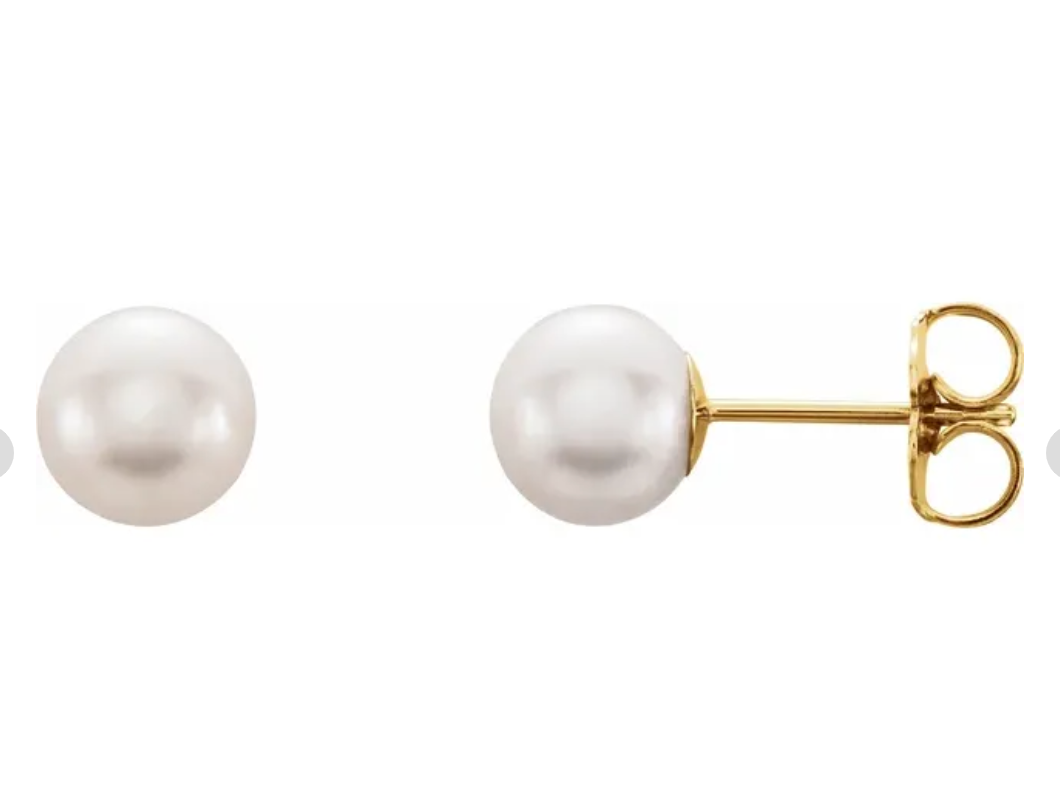 Pearl Studs